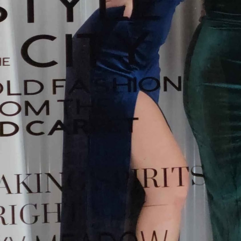 Elegant Blue Velvet Dress